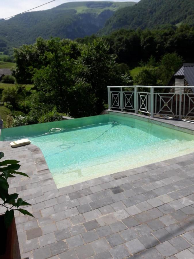 Maison Ainerak Gite A Sainte Engrace La Pierre Saint Martin Exteriér fotografie